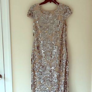 NEW YEARS DRESS!!!BEAUTIFUL Calvin Klein gown